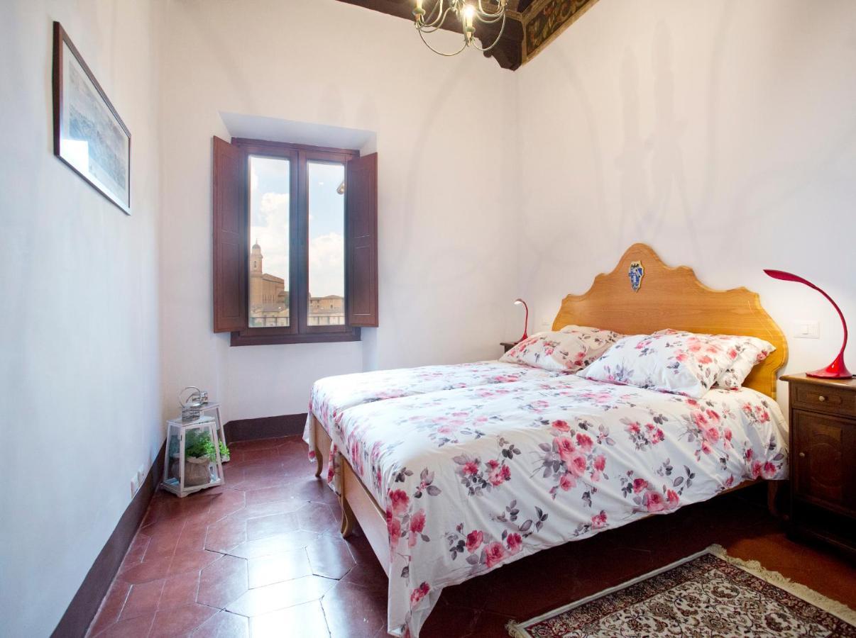 شقة سيينا  في Residenza D'Epoca Palazzo Piccolomini المظهر الخارجي الصورة
