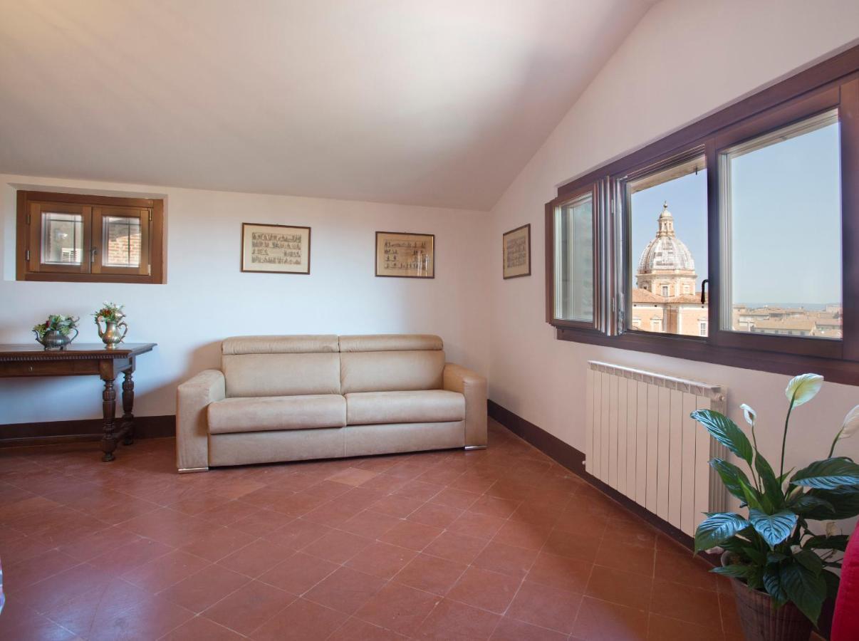 شقة سيينا  في Residenza D'Epoca Palazzo Piccolomini المظهر الخارجي الصورة